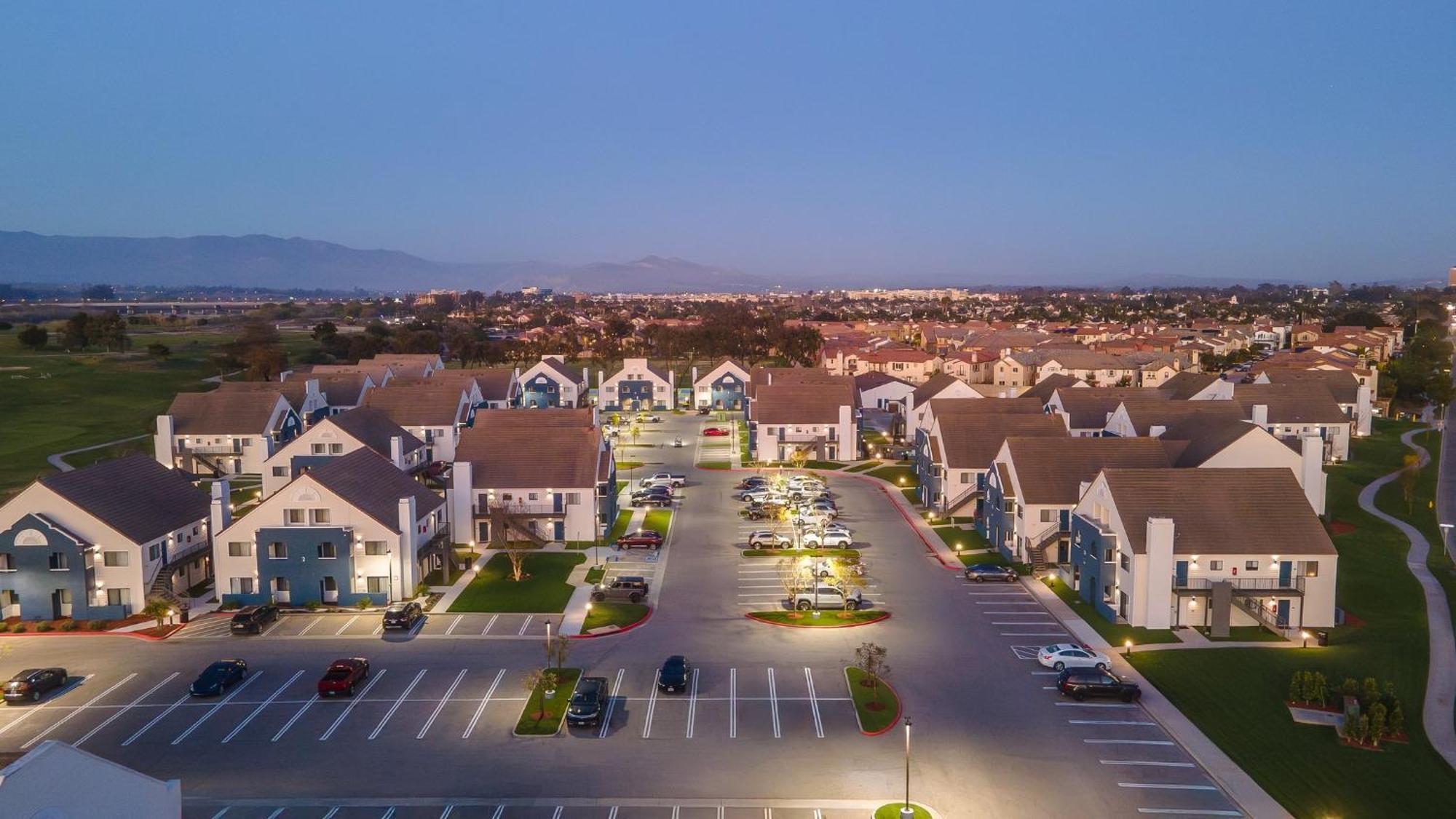 Staybridge Suites Oxnard - River Ridge By Ihg Exterior photo
