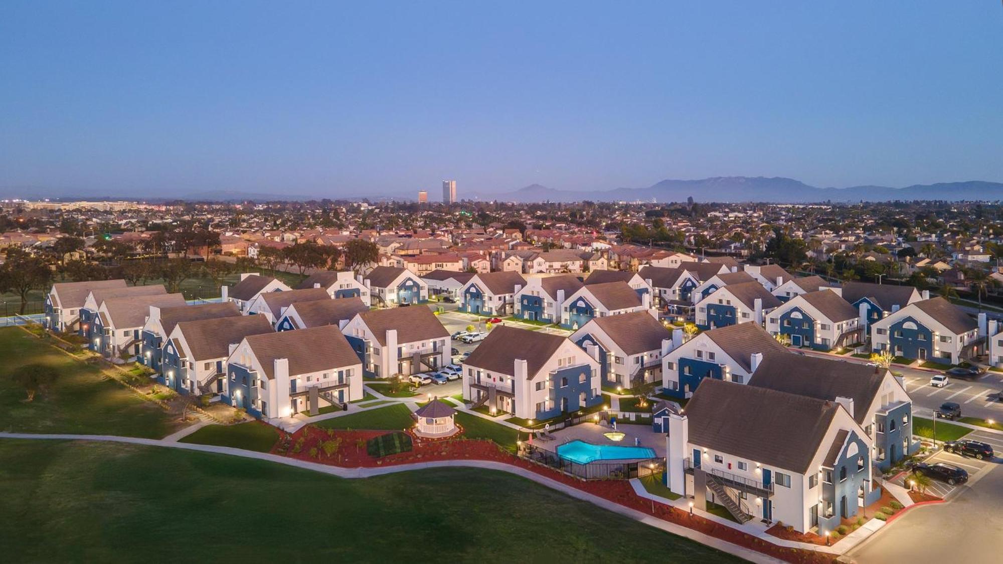 Staybridge Suites Oxnard - River Ridge By Ihg Exterior photo